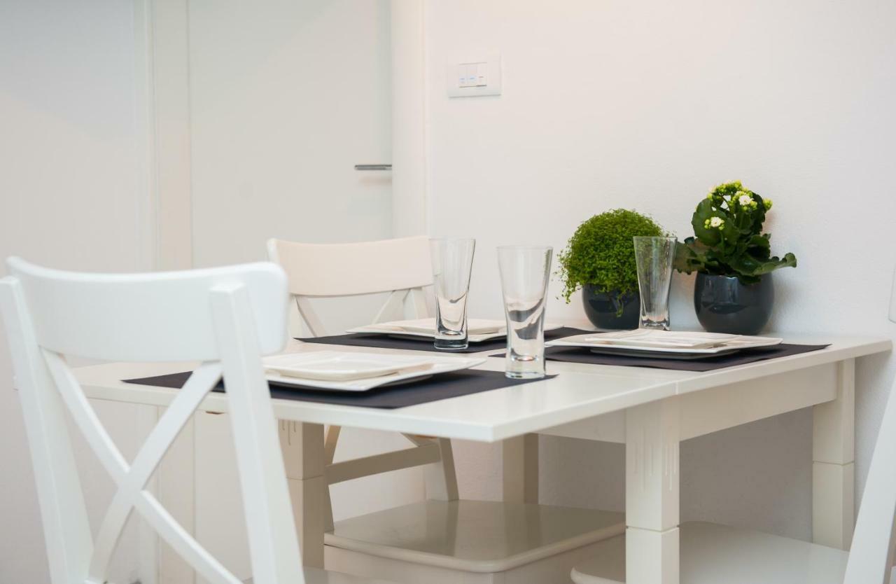 Apartma Hugo *